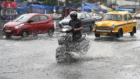 South Bengal Heavy Rain Forecast ফের ঘনিয়ে আসবে বর্ষার কালো মেঘ ৭