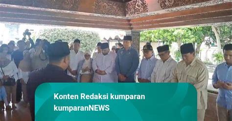 Prabowo Ziarah Ke Makam Sukarno Di Blitar Kumparan