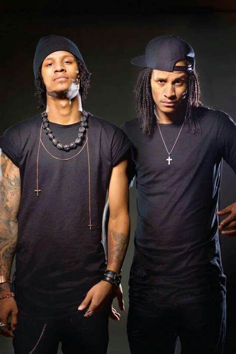 Pin By Jeanie Hernandez On I M Obsessed Les Twins Les Twins