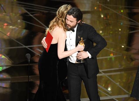 Brie Larson Hands Naked Onlyfans