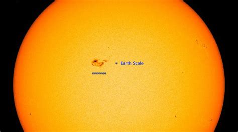 Mancha Solar Denominada Ar Crece Veces El Tama O De La Tierra Y