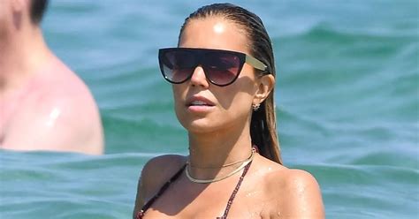 Was für eine Figur Sylvie Meis macht im Bikini Fans schwach