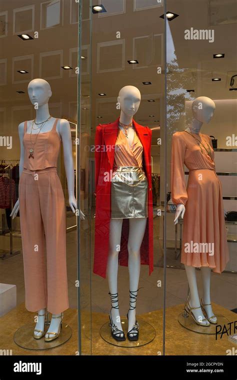 Dressed Mannequins Hi Res Stock Photography And Images Alamy