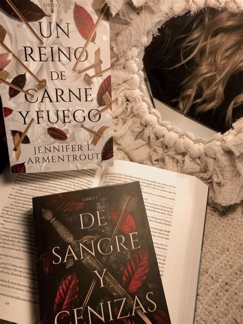 De Sangre Y Cenizas Un Reino De Carne Y Fuego Libro De Adolescentes