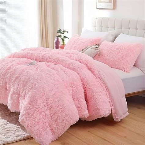 I Tested The Luxurious Pink Fur Comforter Set Here S Why It S The