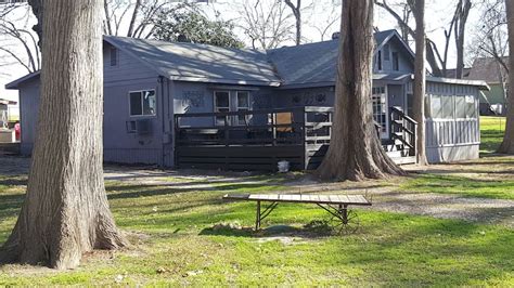 New Braunfels Camping Cabins / New Braunfels Cabins Flipkey Vacation ...