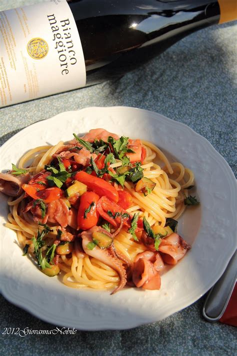 Spaghetti Con Calamaretti Zucchine E Pomodori Datterini La Cuoca