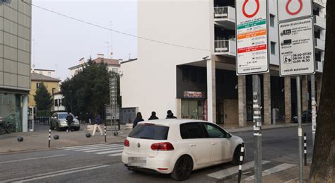 Mestre Torna La Domenica Ecologica Stop Alle Auto In Centro Citt