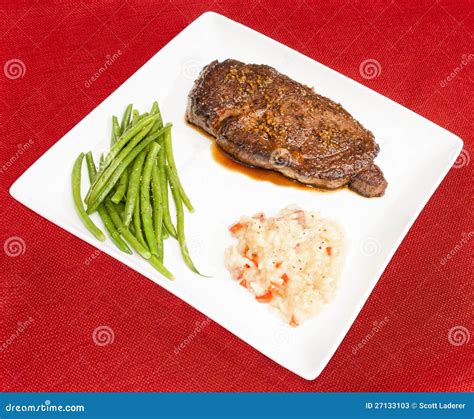 Placa De Jantar De Poivre Do Au Do Bife Imagem De Stock Imagem De