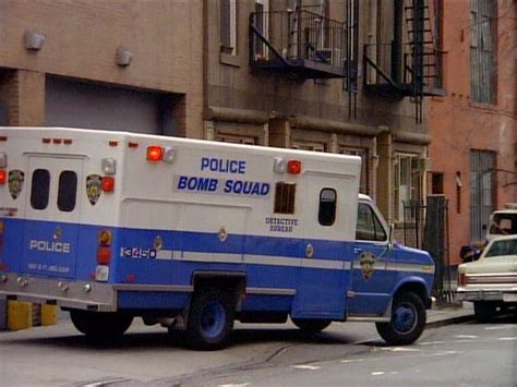 Imcdb Org Ford Econoline E In Nypd Blue