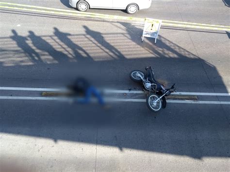 Motociclista pierde la vida tras ser embestido por un auto en Tultitlán