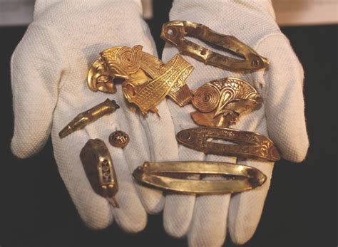 What's the biggest treasure hoard found in the UK? – How It Works