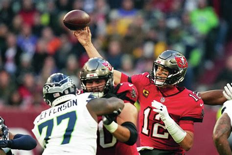 Brady Bucs Beat Seahawks 21 16 In Historic Germany Game Hawaii