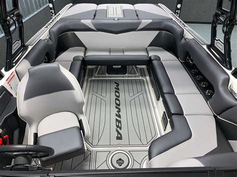 2021 Moomba Craz Premier Boating