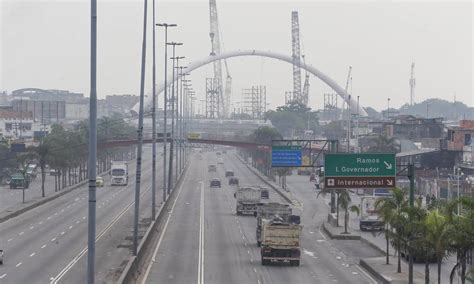 Avenida Brasil é Reaberta Nos Dois Sentidos Após Ser Fechada Para Obra