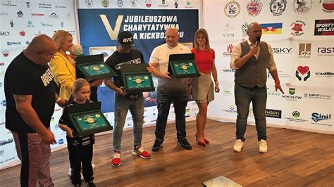 Na żywo V Jubileuszowa Charytatywna Gala Kickboxingu ceremonia