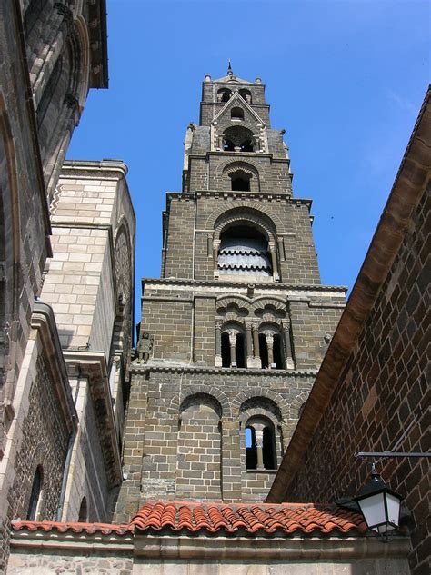 Cath Drale Notre Dame De L Annonciation Le Puy En Velay Flickr