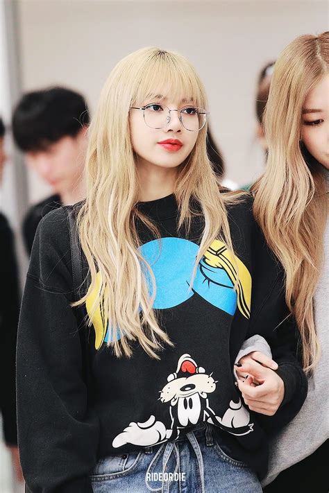 Icn Lisa Blackpink Fashion Fashion Black Pink Kpop