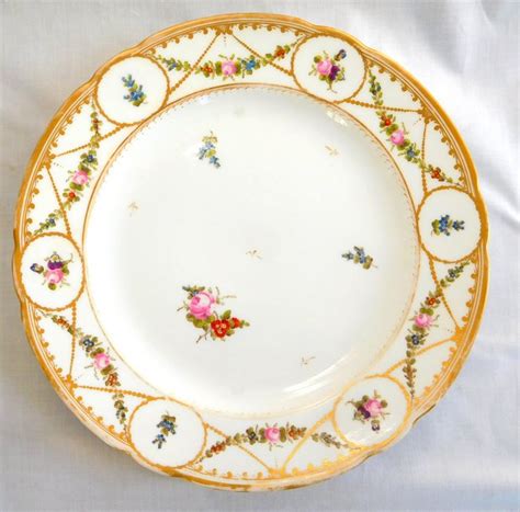 Nyon Nyon Porcelain Table Plate Floral And Gold Catawiki