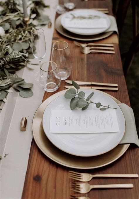 30 Natural Sage Green Theme Wedding Ideas