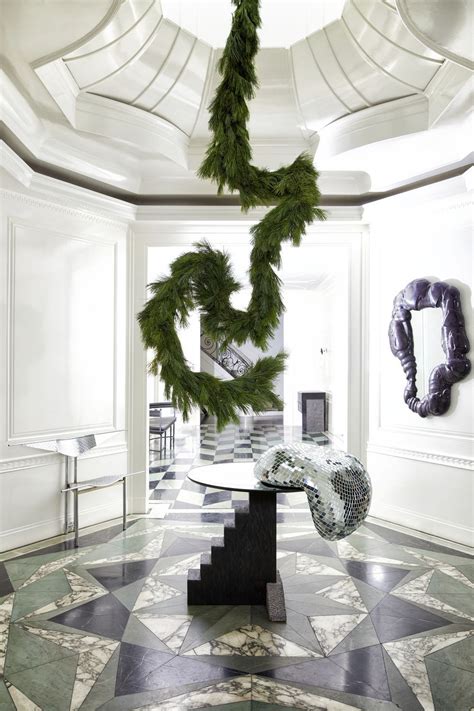 These Modern Christmas Decor Ideas Are Holiday Luxury