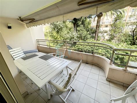 Vente Cannes Montfleury P Dans Residence De Standing Avec Piscine Min