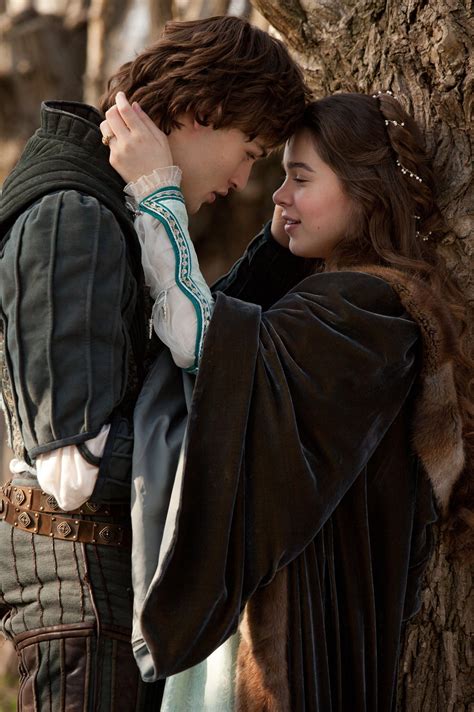 Romeo Montague (Douglas Booth) & Juliet Capulet (Hailee Steinfeld) in ...