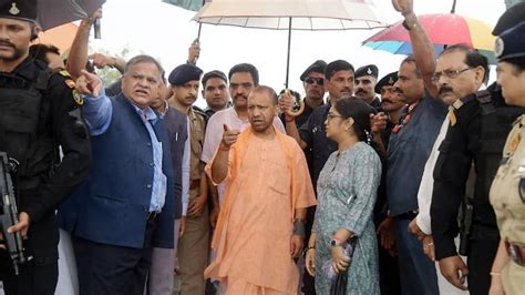 Hathras Satsang Stampede Case Cm Yogi Adityanath Made Big Announcement Now Judicial Inquiry Into