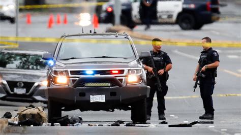 Saanich British Columbia 6 Officers Injured In Shootout Outside A