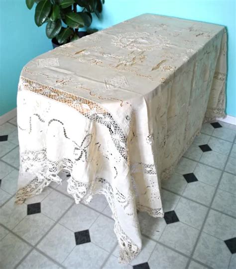 GRANDE NAPPE ANCIENNE en dentelle et broderies ajourées ANGE Noeud