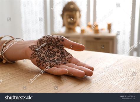 Henna Hands Palms