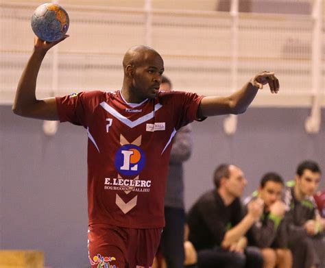 Handball Nationale Masculine Cs Bourgoin Jallieu Le Csbj Vise La