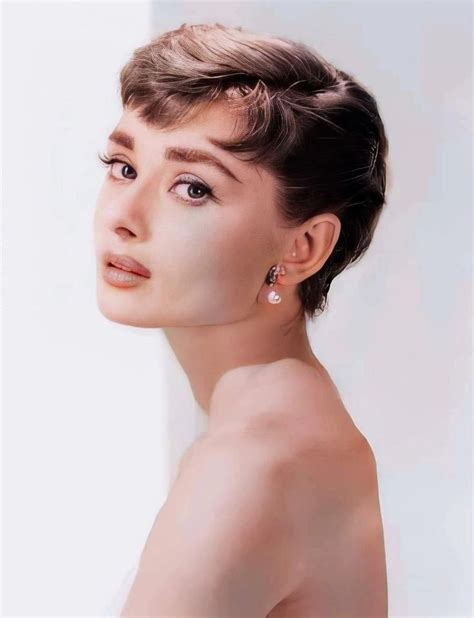 Audrey Hepburn Hair Audrey Hepburn Pictures Aubrey Hepburn Cute