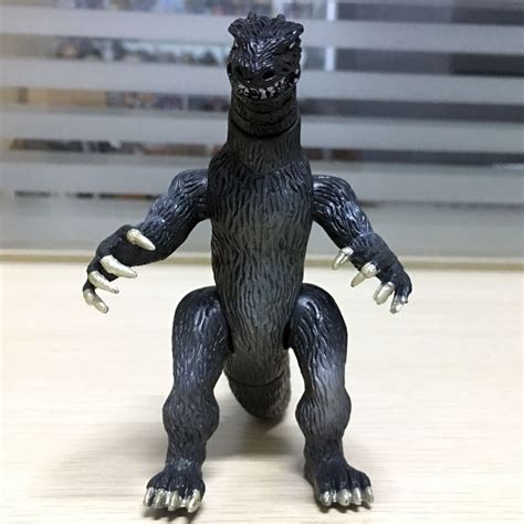 Godzilla Peluche Hecho A Mano Huevo Salado Superman Monstruo Mu Eca