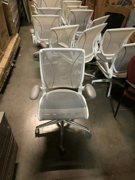 Used Humanscale Diffrient World Chair Continental Office Group