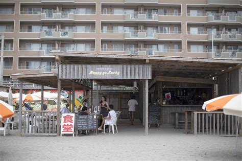 ハッピーゴーラッキー 逗子海水浴場 ひとも、しぜんも、うれしいビーチへ。 Zushi Beach