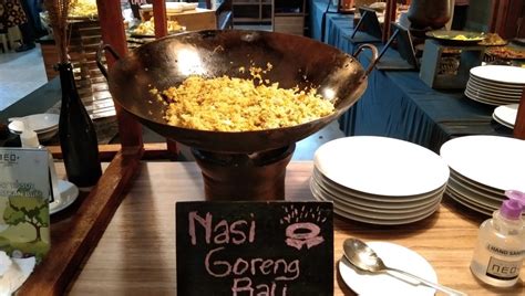 Hotel Neo Waru Sidoarjo Tawarkan Menu Buka Puasa Ala Pasar Sore