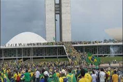 Temperatura Subindo Conforme Antecipamos O Clima Esquenta Em Bras Lia