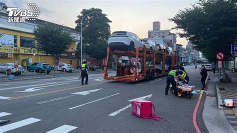 新聞 有片／台中清晨奪命車禍！19歲外送員猛撞拖板車 噴飛重傷慘死 看板 Gossiping Mo Ptt 鄉公所