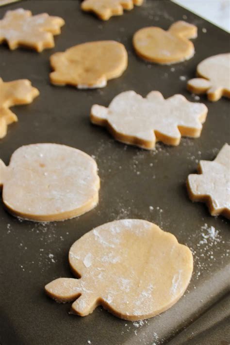 Cinnamon Brown Sugar Cutout Cookies Cooking With Carlee