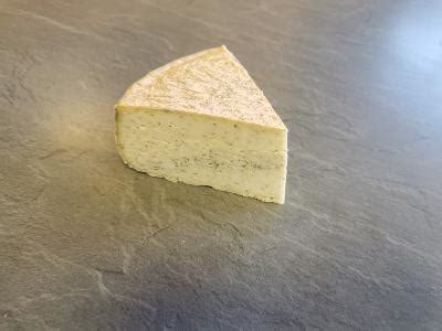 Tomme fermière à l ail des Ours TAO1 la fruitière du Val d Amour