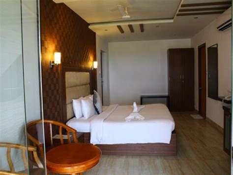 Best Price On Vgp Golden Beach Resort In Chennai Reviews