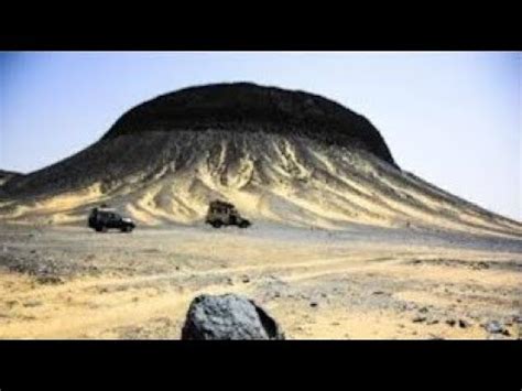 Динозавры в пустыне - YouTube