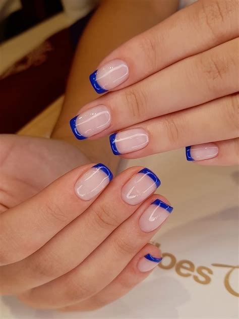 Diseños De Uñas Azules Ideas De Manicura 2025 Muy Trendy