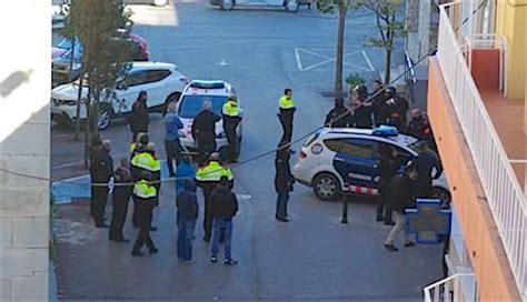 Un operatiu policial a Tordera culmina amb la detenció de cinc homes