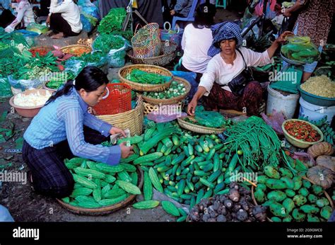 Fruit And Vegetable Market Phnom Penh Cambodia Stock Photo Alamy