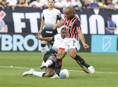 Fora De Casa S O Paulo Empata O Corinthians Pelo Brasileir O Spfc