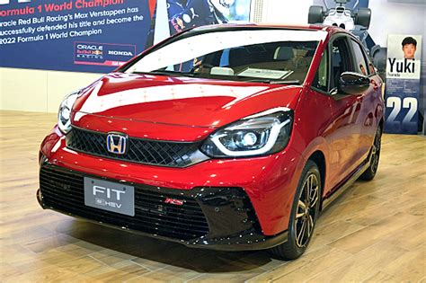 E Hev Rs Honda Fit E Hev Rs Red Car And Moto In Japan