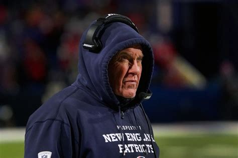 Patriots Legend Reacts To Bill Belichicks Quarterback Decision The Spun