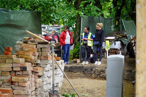 Giżycko Niezwykłe Odkrycie Archeologiczne Pod Placem Grunwaldzkim